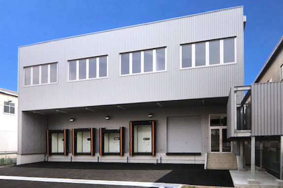 写真:大阪営業所